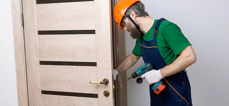 Replace Internal Door Handle with Lock Montmagny