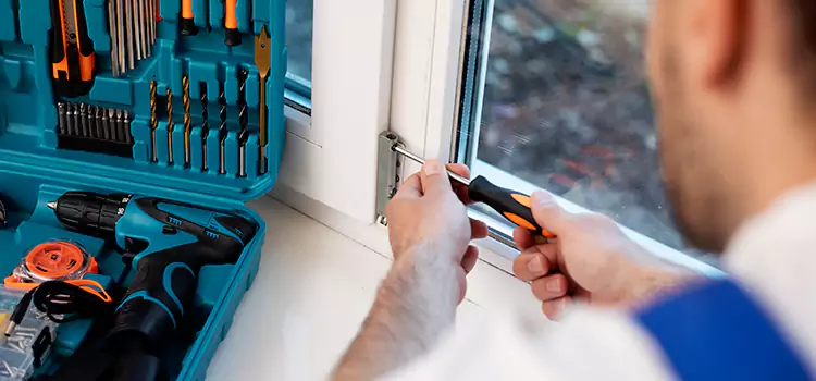 Sliding Glass Door Track Repair in Montmagny, QC